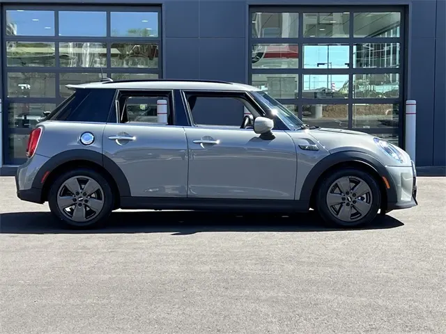 2022 Mini Cooper Hardtop S photo 7