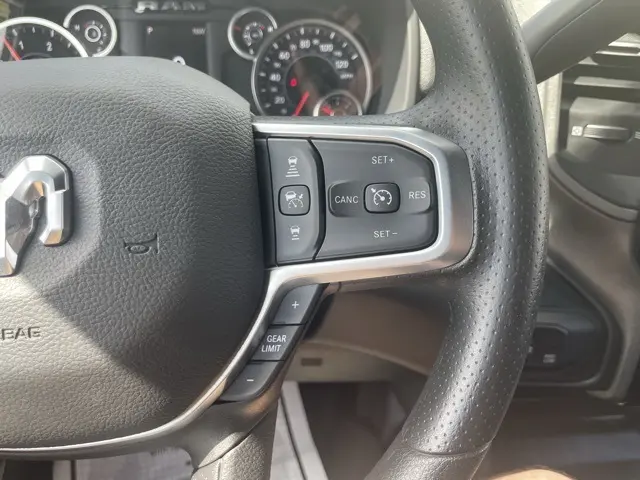 2026 Ram 3500 Tradesman photo 18