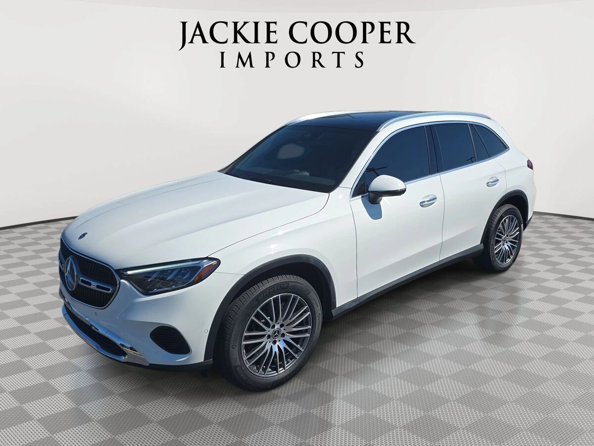 2026 Mercedes-Benz GLC
