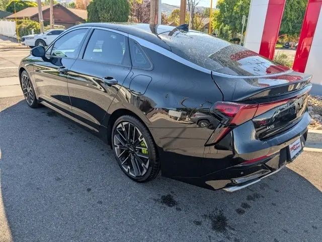 2025 Kia K5 GT photo 4