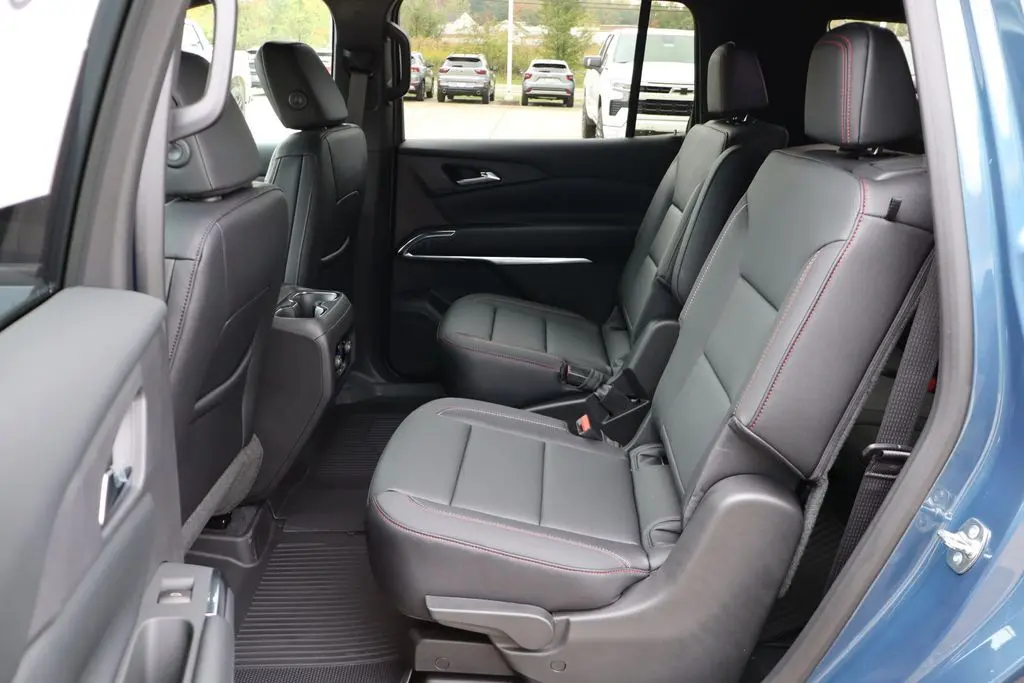 2026 Chevrolet Traverse Z71 photo 31