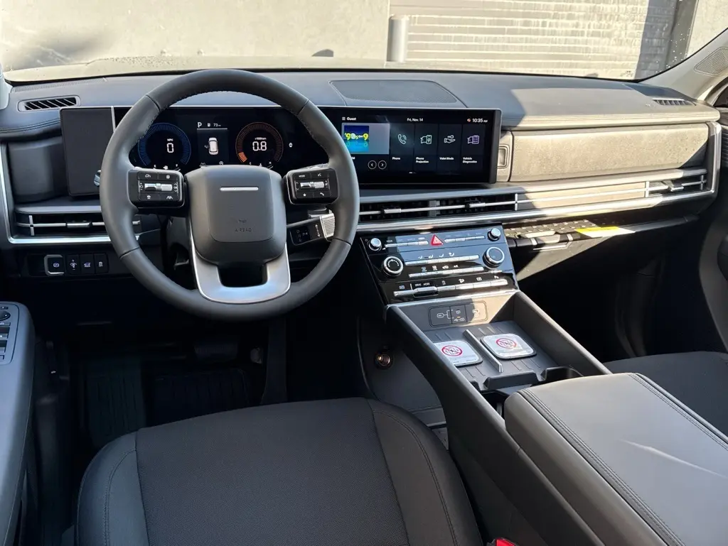 2026 Hyundai Santa Fe SE photo 2