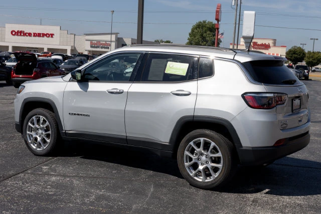 2024 Jeep Compass Latitude Lux - Photo 8