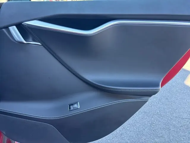 2017 Tesla Model S 100D photo 13