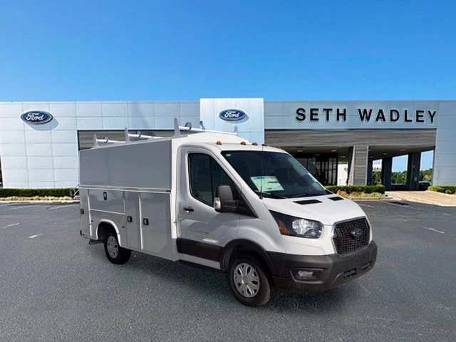 2025 Ford Transit Cutaway