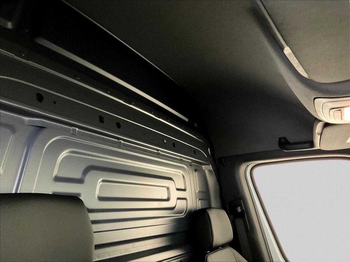 2025 Mercedes-Benz Sprinter Cargo Van Base - Photo 12