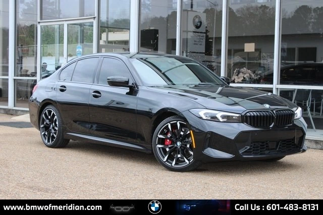 2025 BMW 3 Series 330i's photo