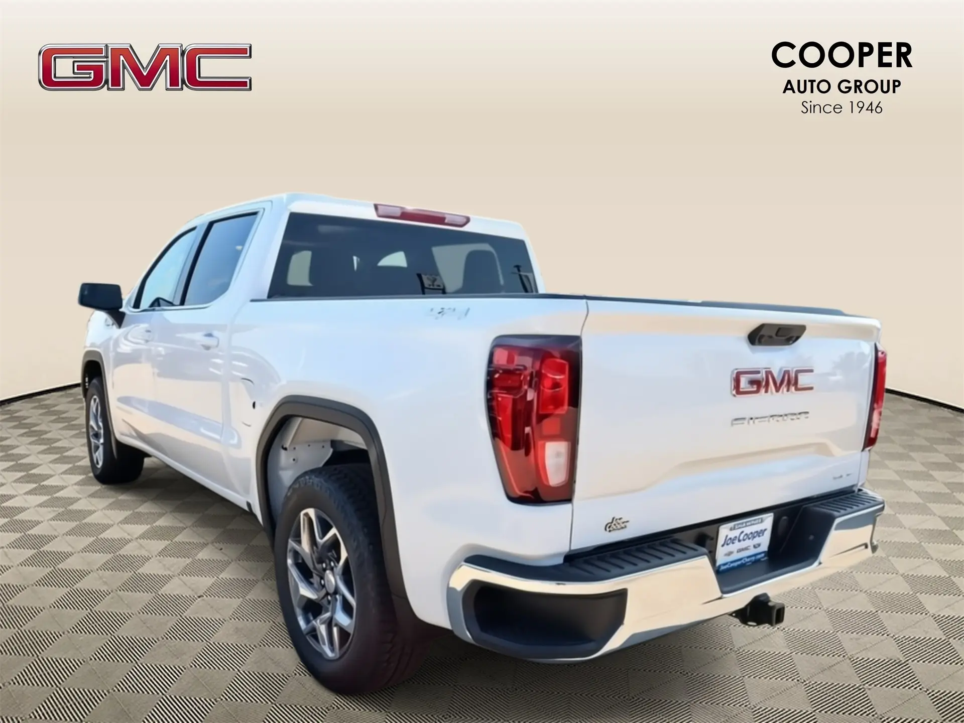 2026 Gmc Sierra 1500 SLE photo 12