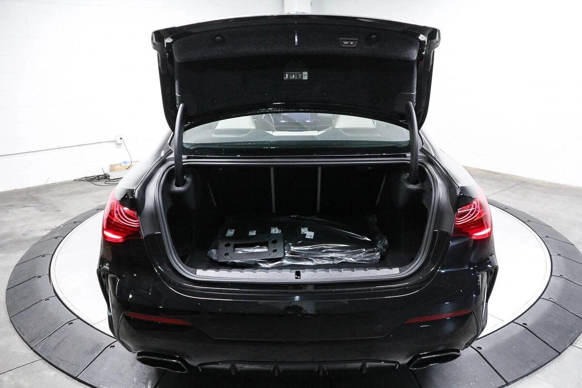2026 BMW 4 Series M440i - Photo 26
