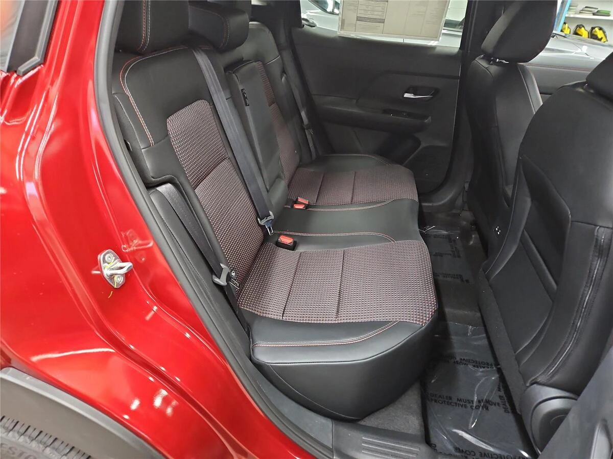 2026 Nissan KICKS SR AWD - Photo 10