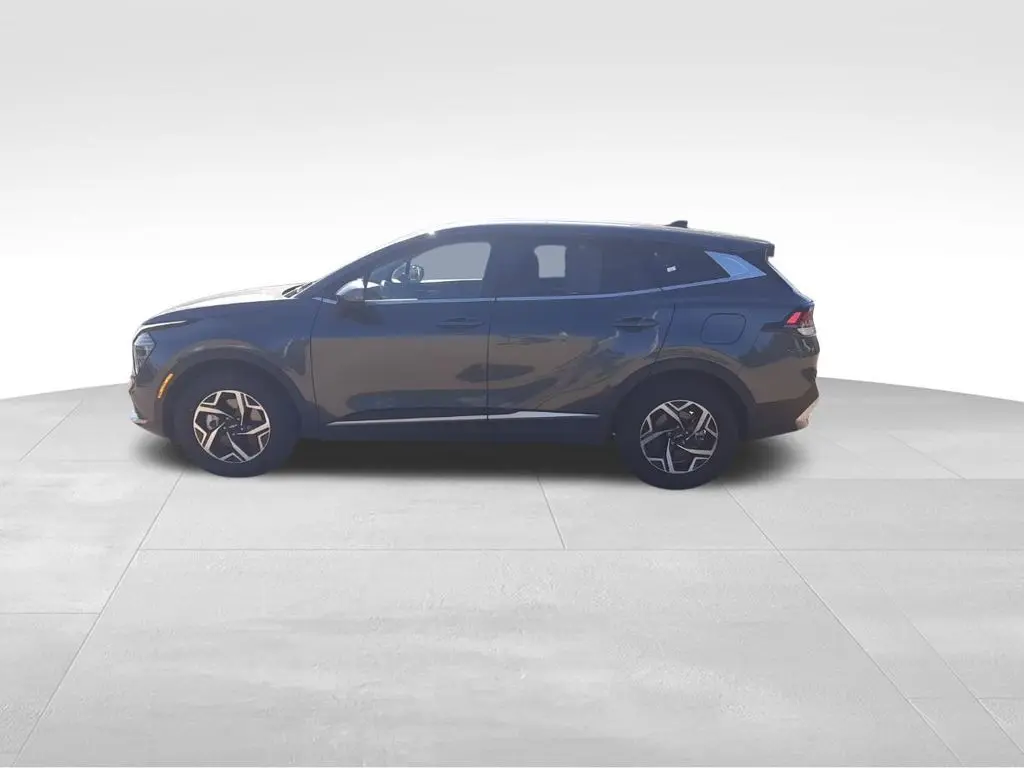 2024 Kia Sportage LX photo 4