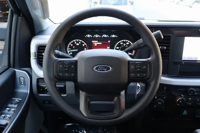 2026 Ford F-350 photo 23