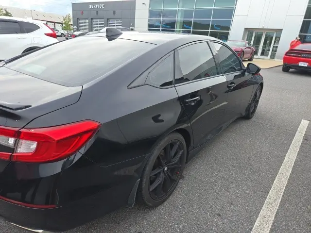 2018 Honda Accord Sport photo 7