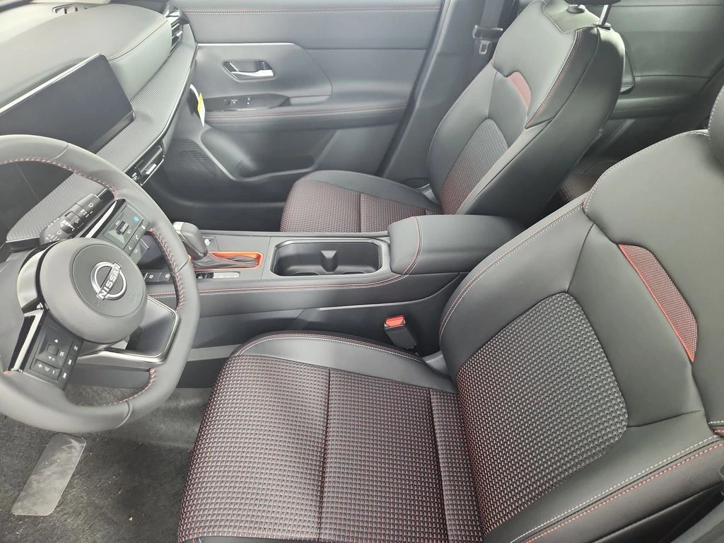 2026 Nissan KICKS SR AWD - Photo 9