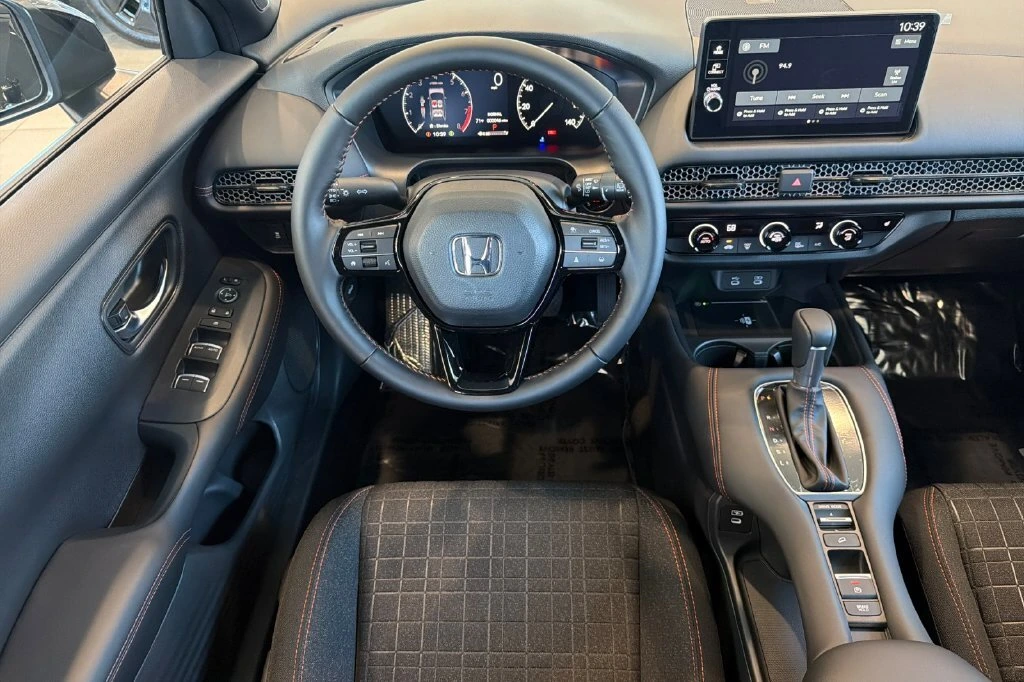 2027 Honda HR-V Sport - Photo 11