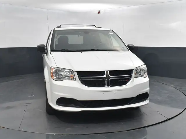 2019 Dodge Grand Caravan SE photo 2