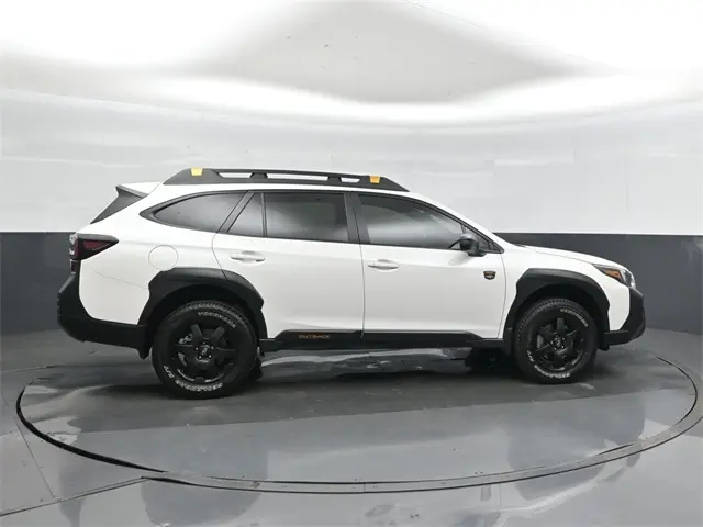 2025 Subaru Outback Wilderness photo 2