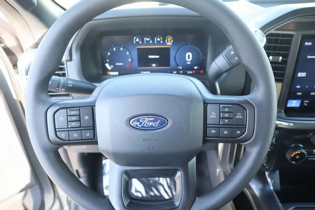 2025 Ford F-150 STX photo 3