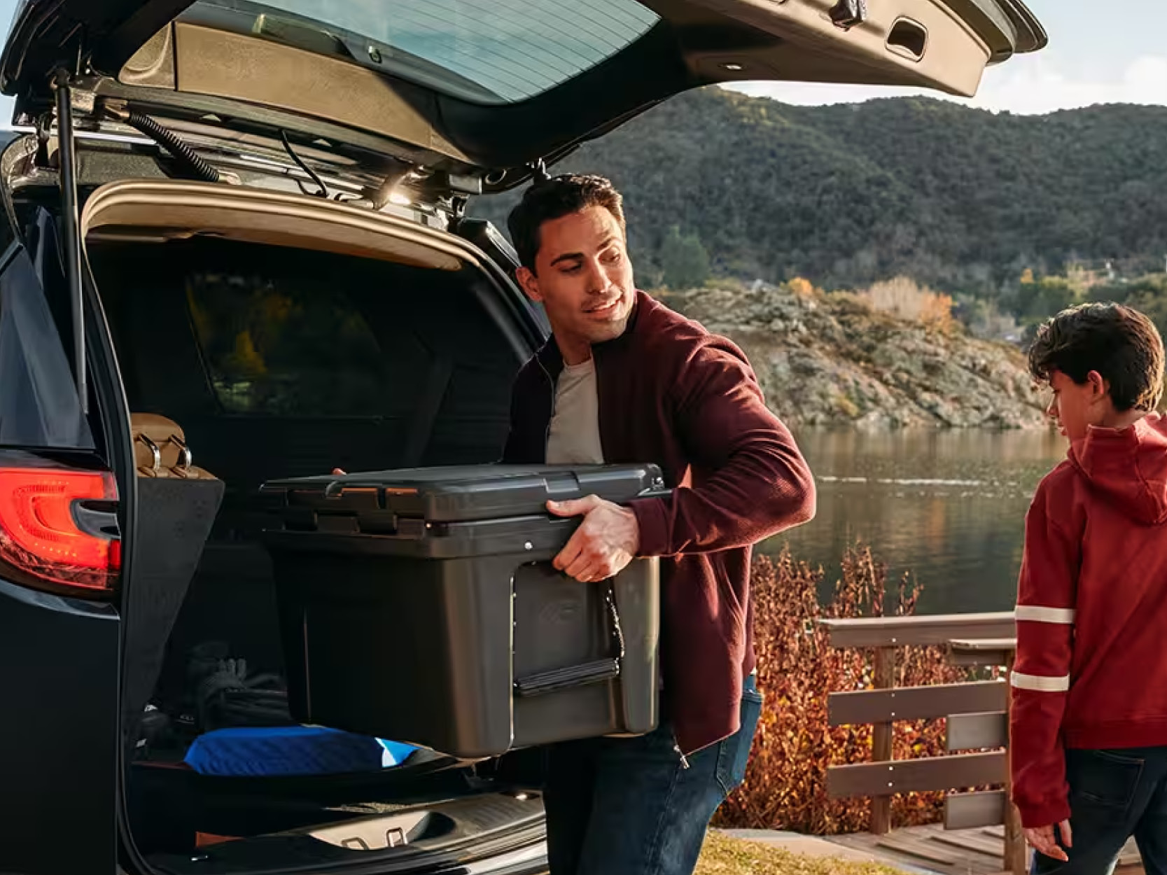 2025 Chrysler Pacifica vs 2025 Ford Explorer