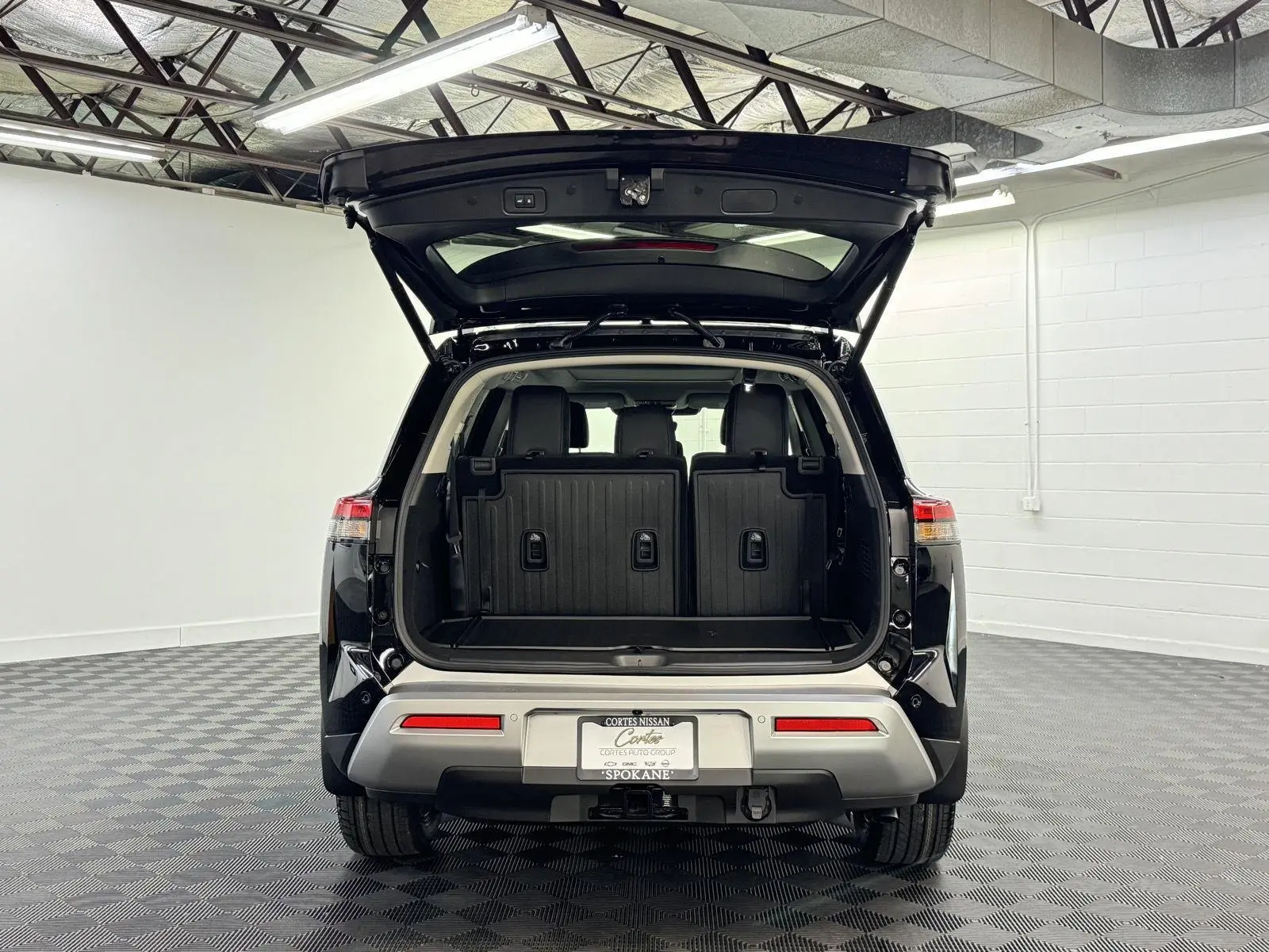 2025 Nissan Pathfinder Platinum photo 30