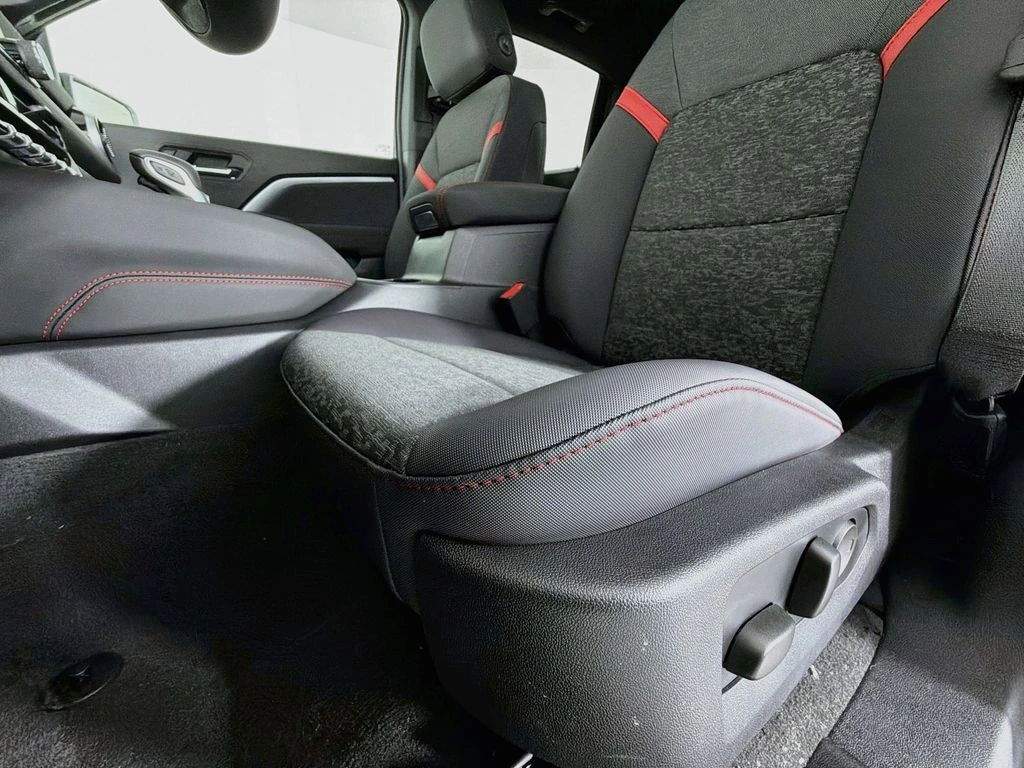 2026 Chevrolet Colorado Z71 - Photo 19