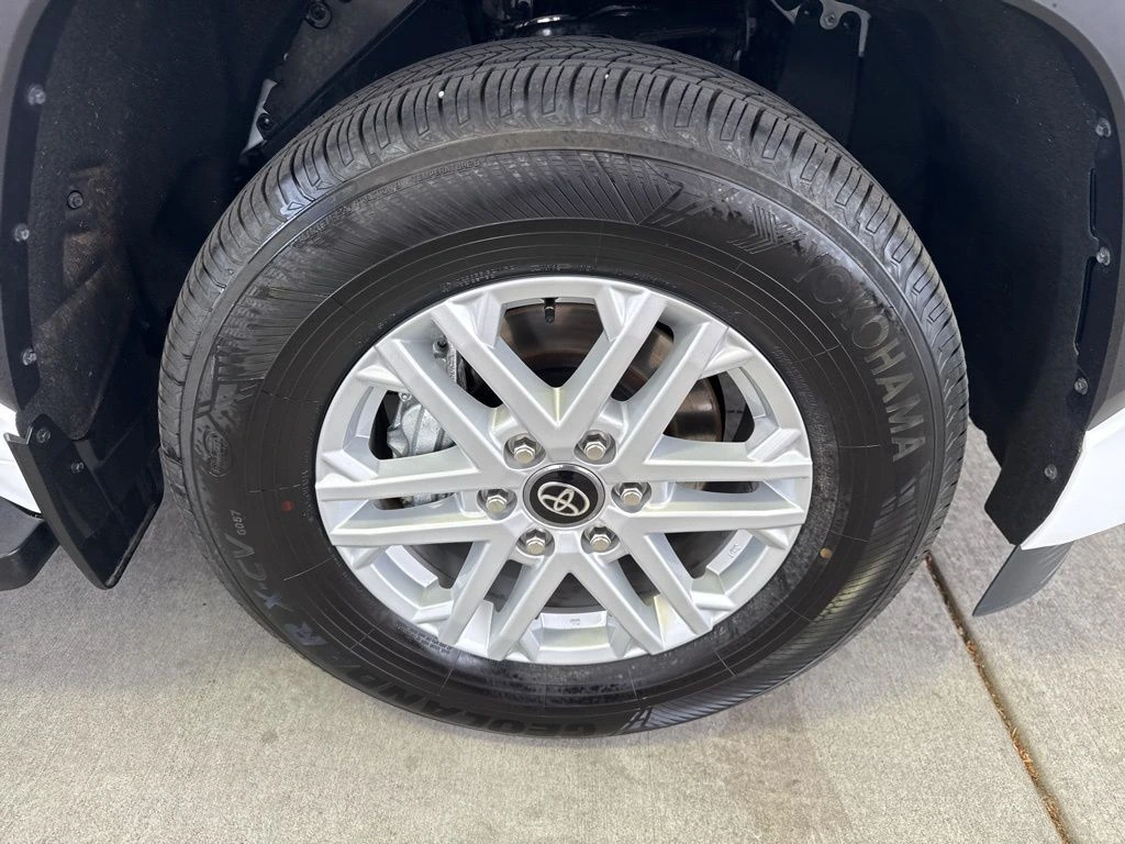 7SVAAABA3TX075175