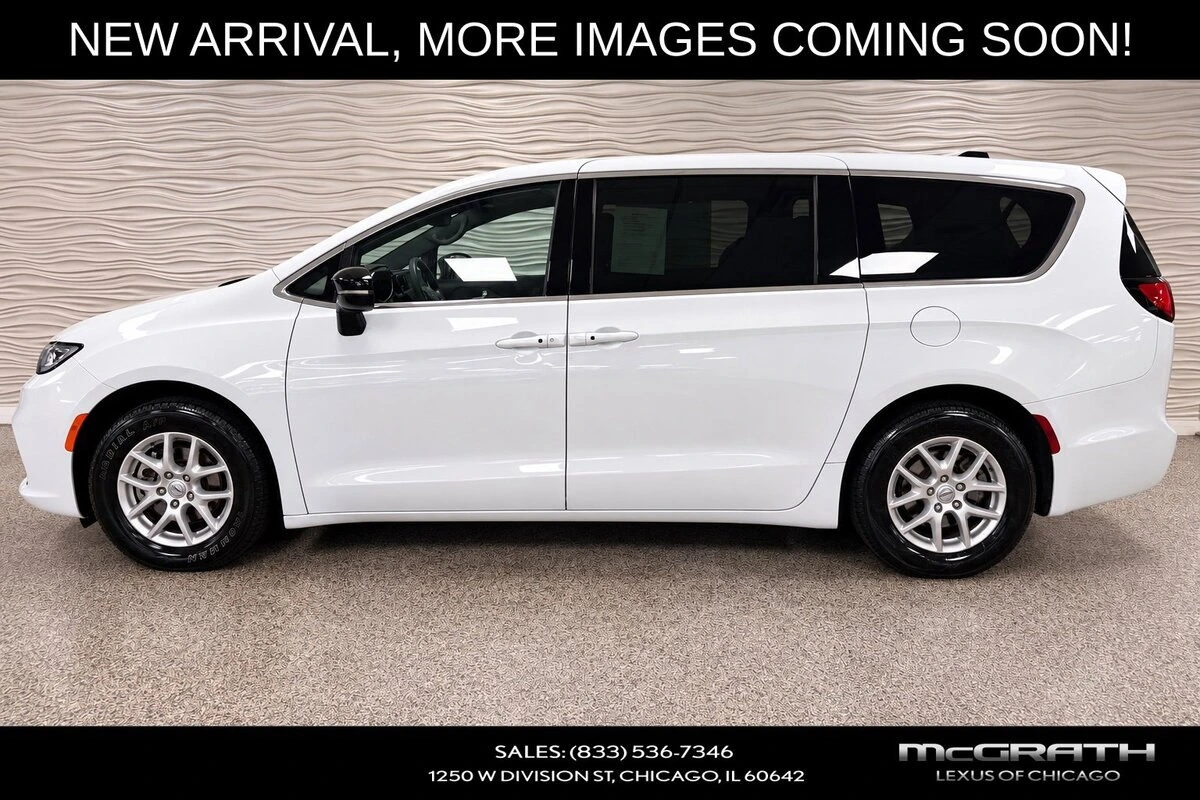 2025 Chrysler Pacifica