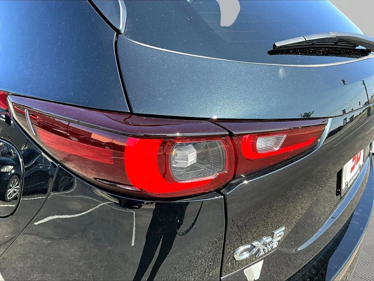 2025 Mazda CX-5 S Preferred package - Photo 22