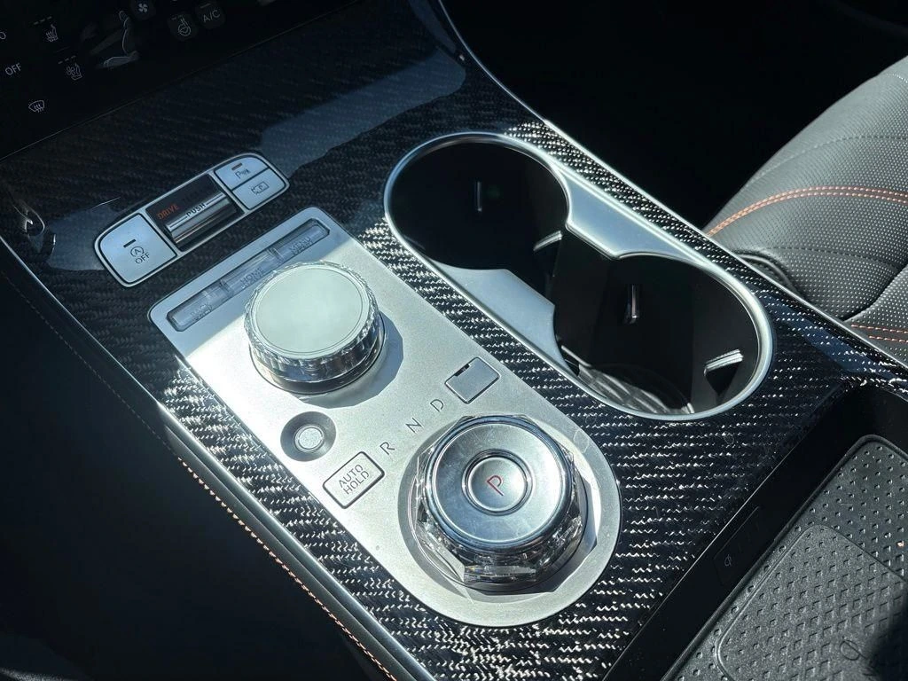 2026 GENESIS GV70 Sport Prestige - Photo 13