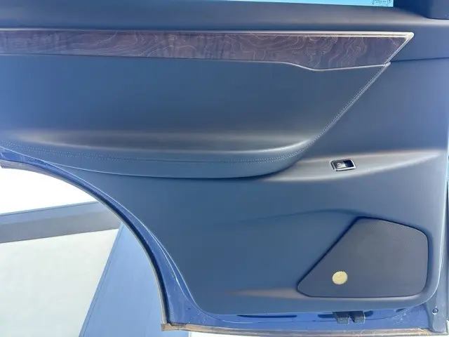 2020 Tesla Model X Long Range photo 18