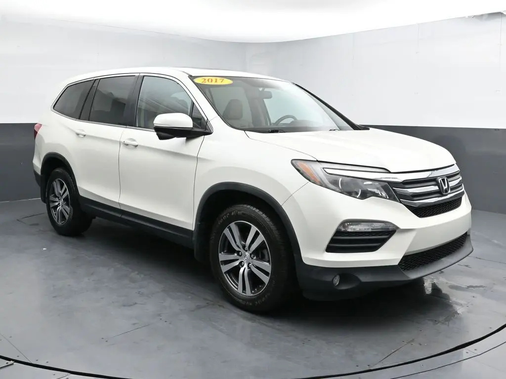 2017 Honda Pilot EX-L photo 2