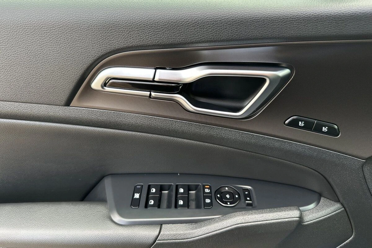2026 Kia Sportage SX Prestige - Photo 11