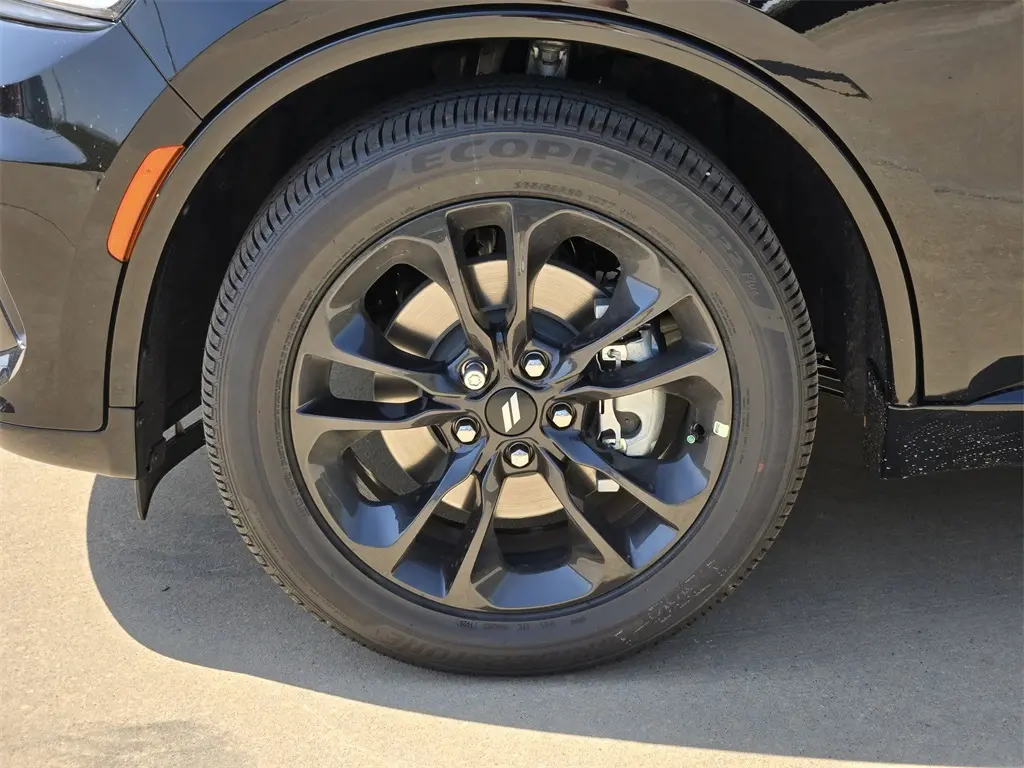 2025 Dodge Durango GT photo 9