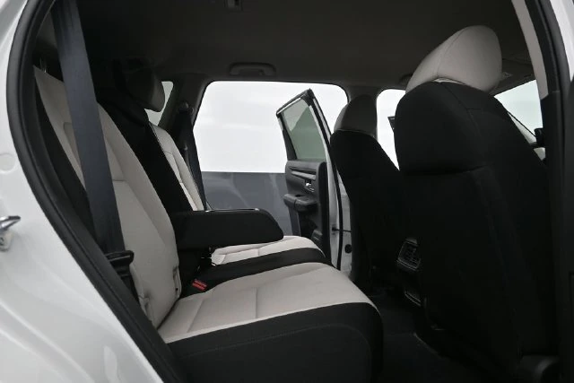 2026 Honda CR-V LX - Photo 24