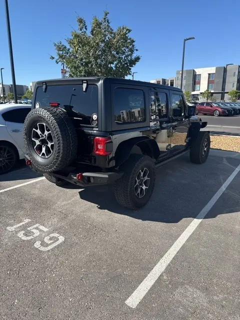 2020 Jeep Wrangler Unlimited Rubicon photo 2