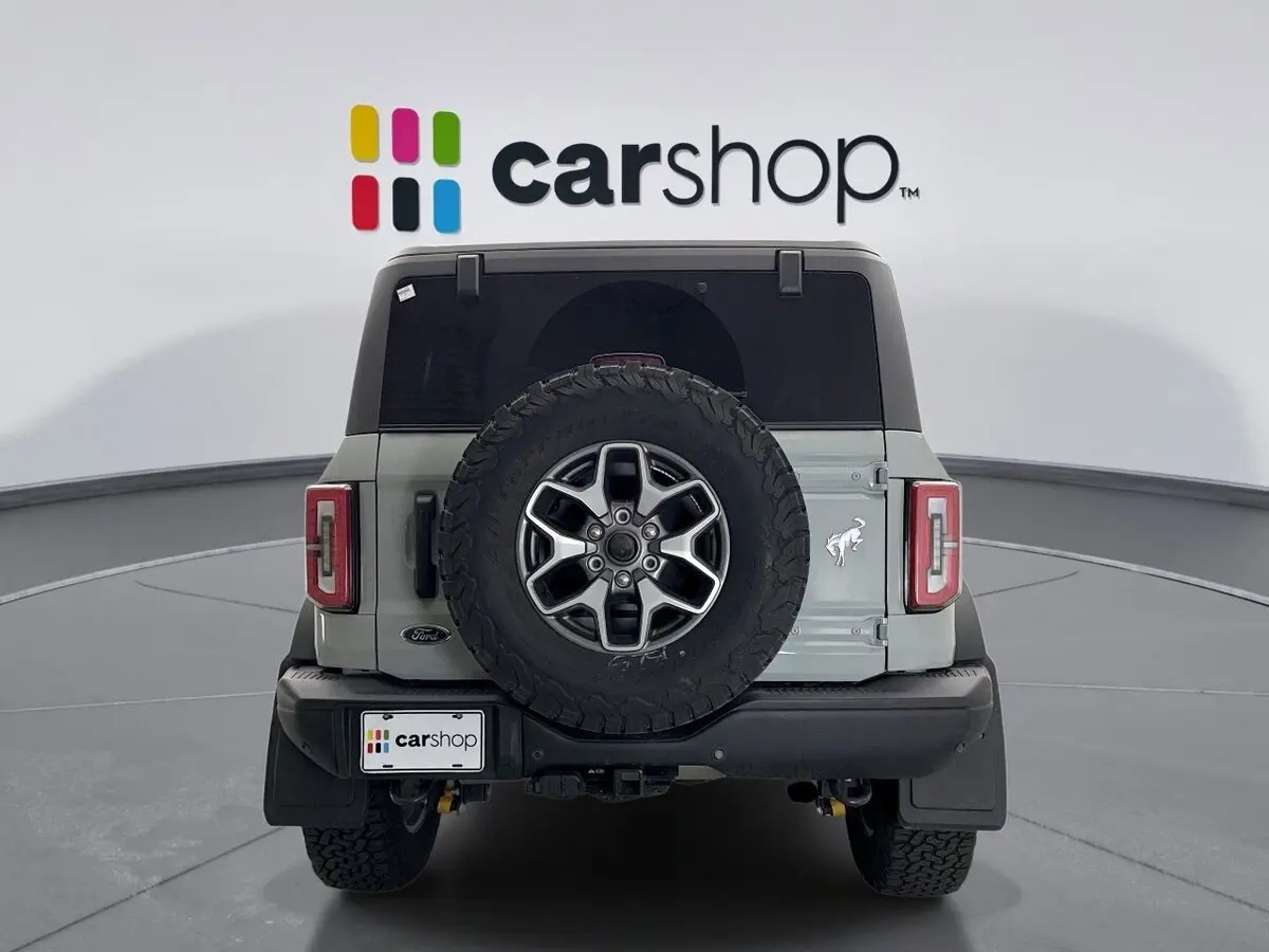 2024 Ford Bronco Badlands photo 4