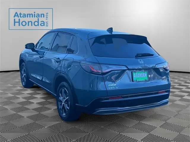 2024 Honda HR-V EX-L photo 3