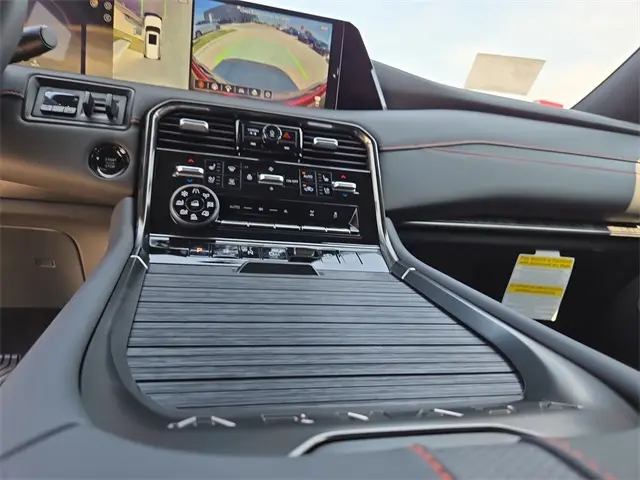 2026 Nissan Armada photo 38
