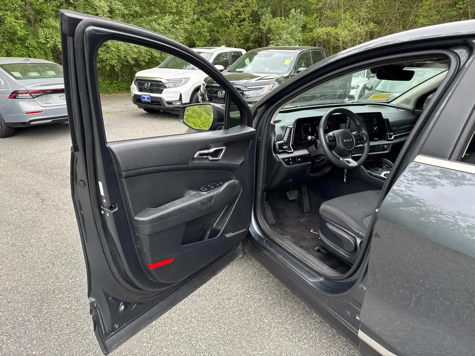 2023 Kia Sportage Hybrid LX photo 11