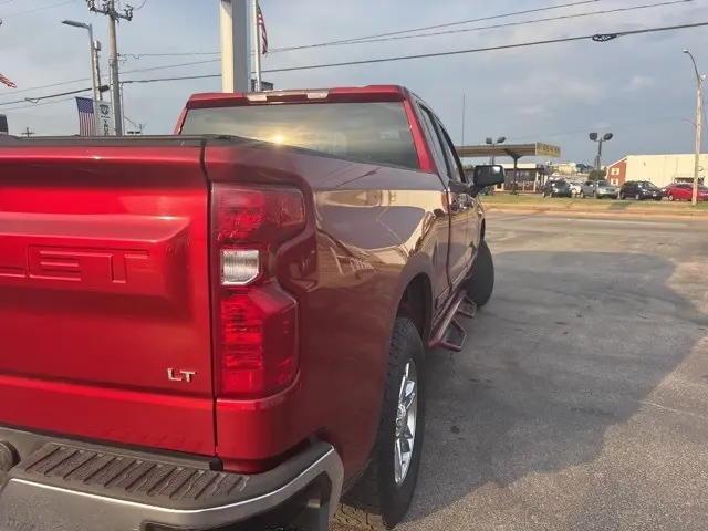 2021 Chevrolet Silverado 1500 LT photo 4