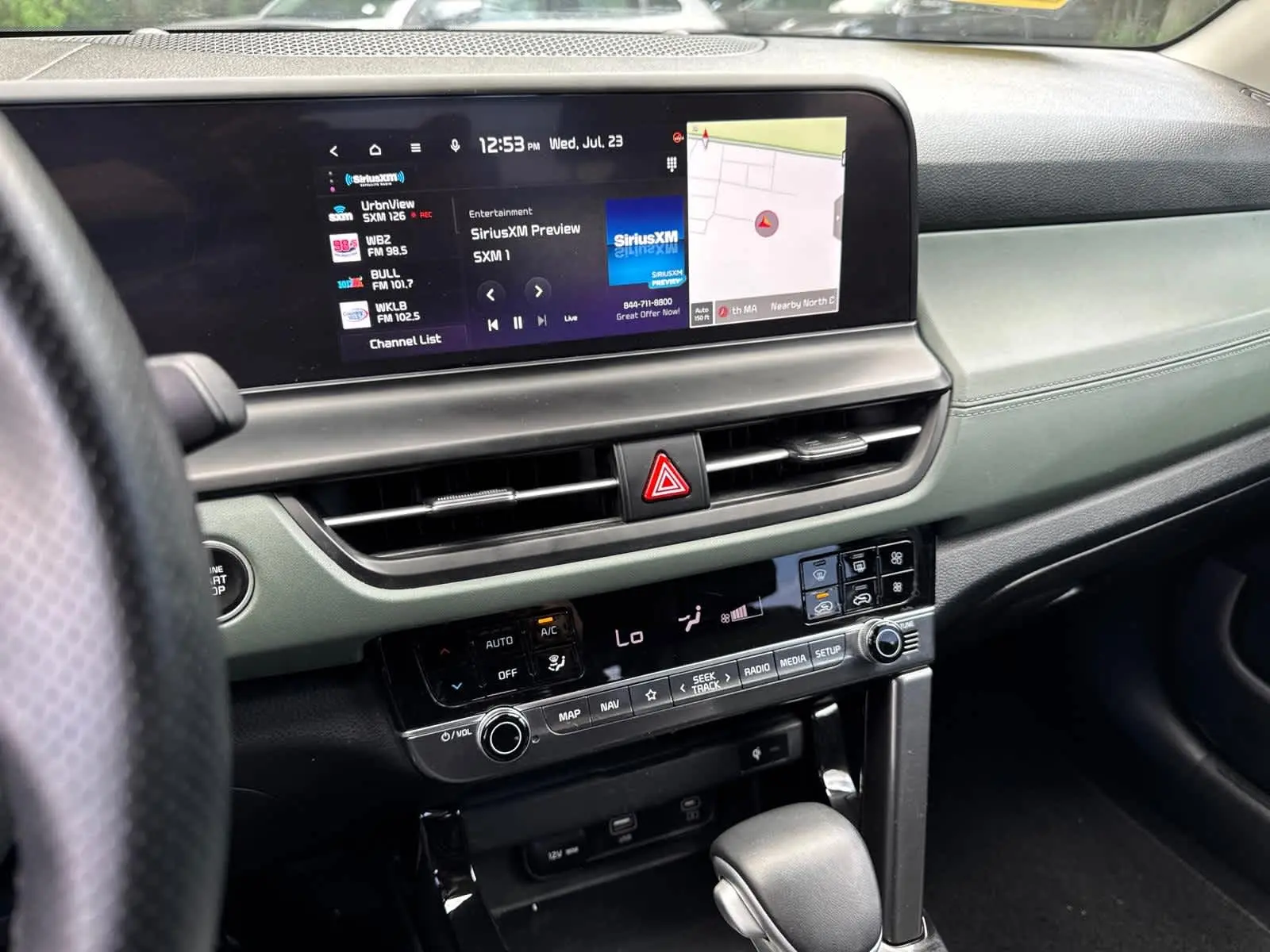 2024 Kia Seltos SX photo 23
