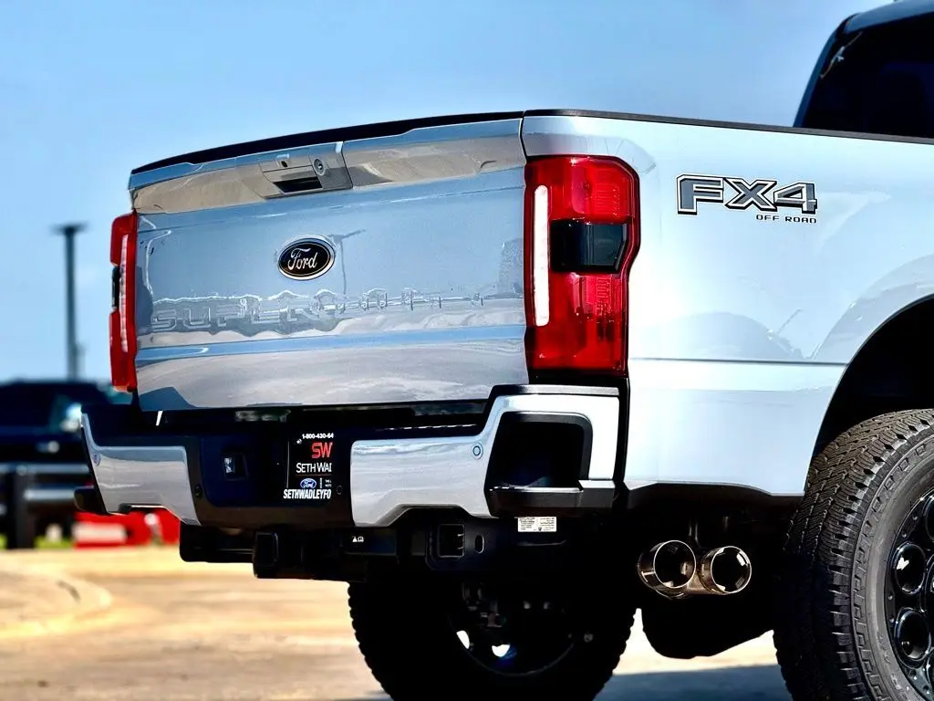 2025 Ford F-250 photo 11