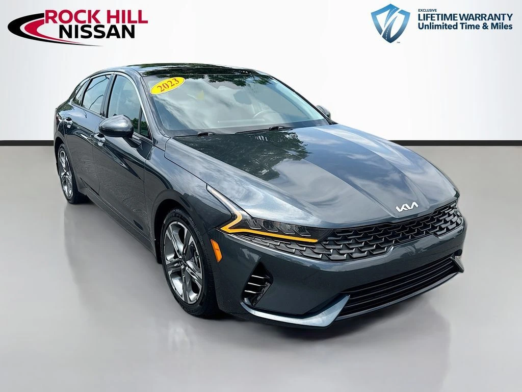 2023 Kia Optima EX FWD's photo