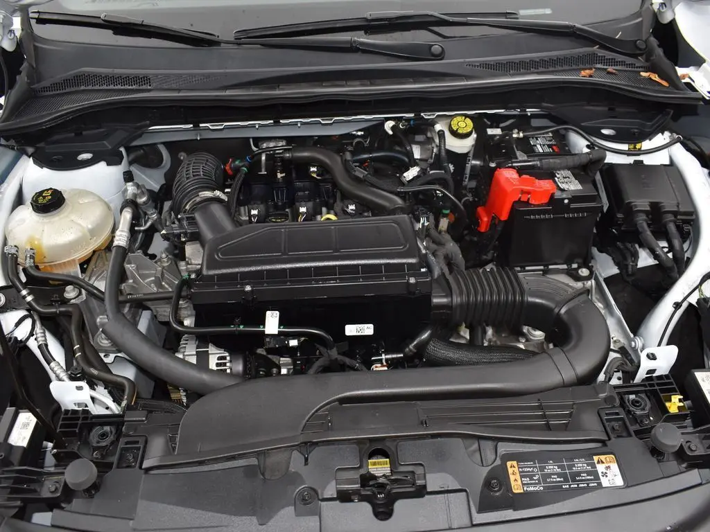 2023 Ford Escape ST-Line photo 9