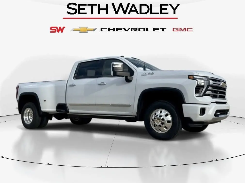 2026 Chevrolet Silverado 3500HD High Country's photo