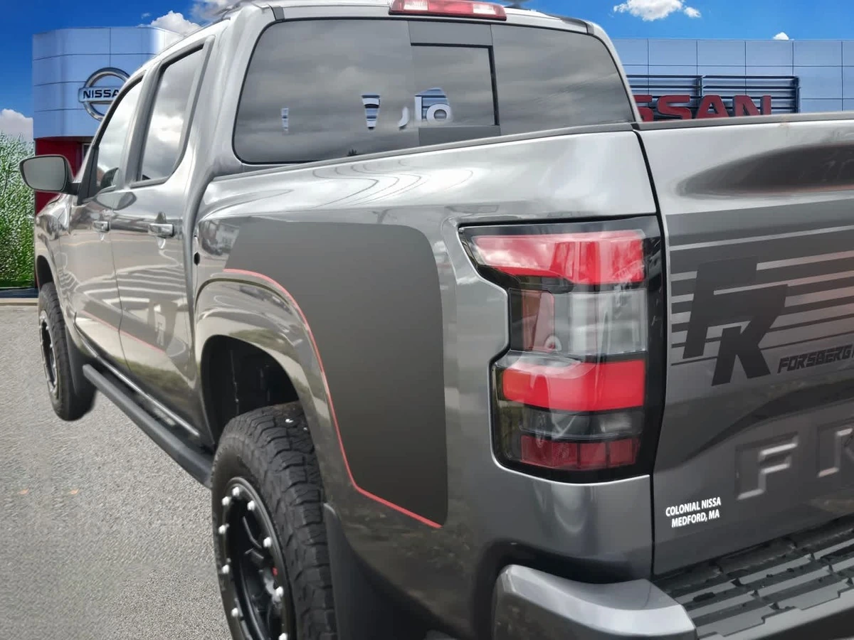 2025 Nissan Frontier SV - Photo 7