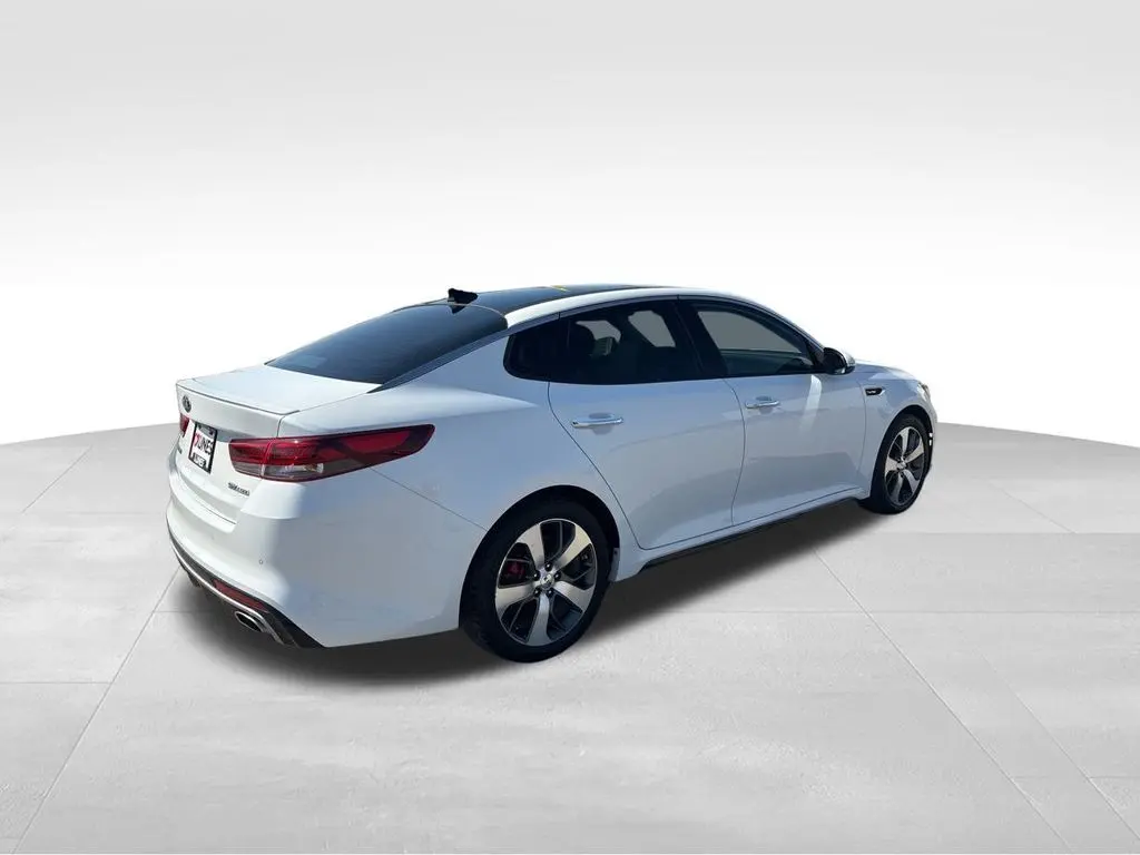 2017 Kia Optima SX Turbo photo 5