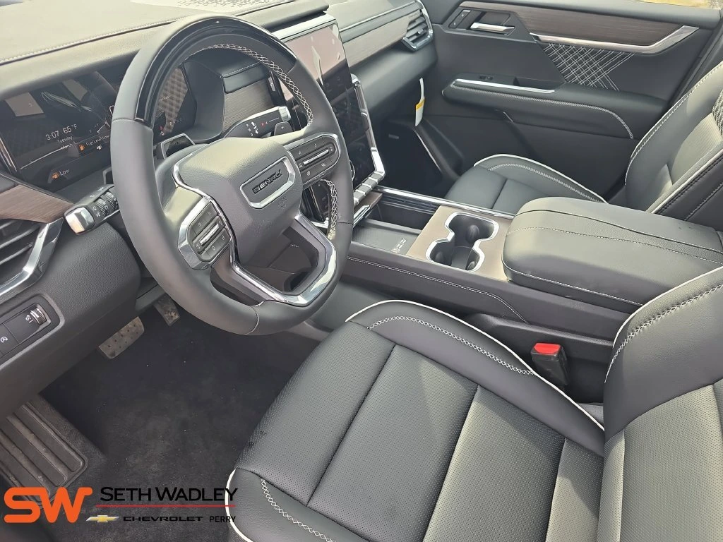 2026 GMC Acadia Denali - Photo 17
