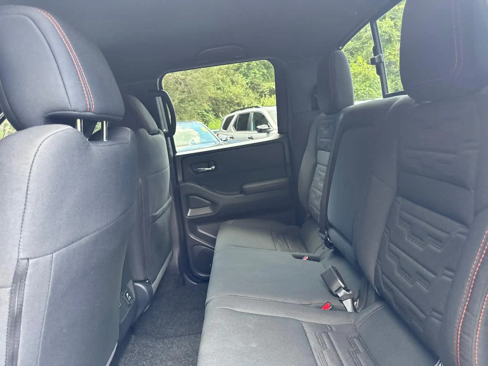 2023 Nissan Frontier PRO-4X photo 30
