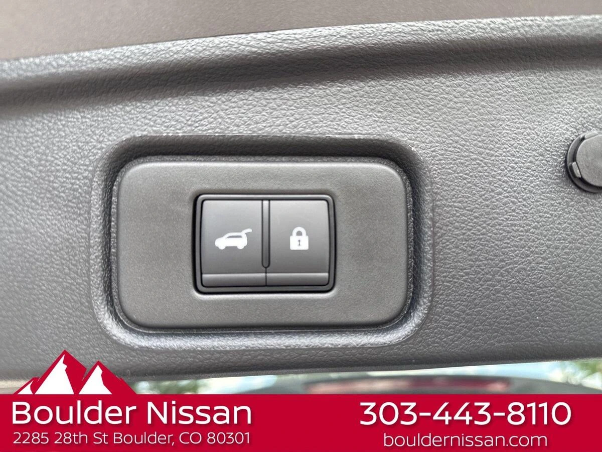 2026 Nissan Pathfinder SL - Photo 14